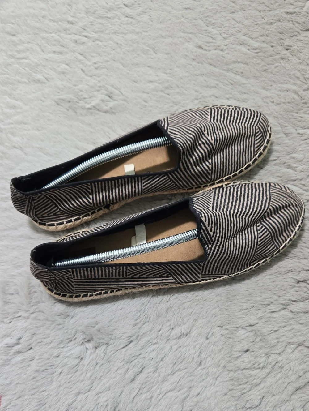 DV Dolce Vita espadrilles slides slip ons size 8.5